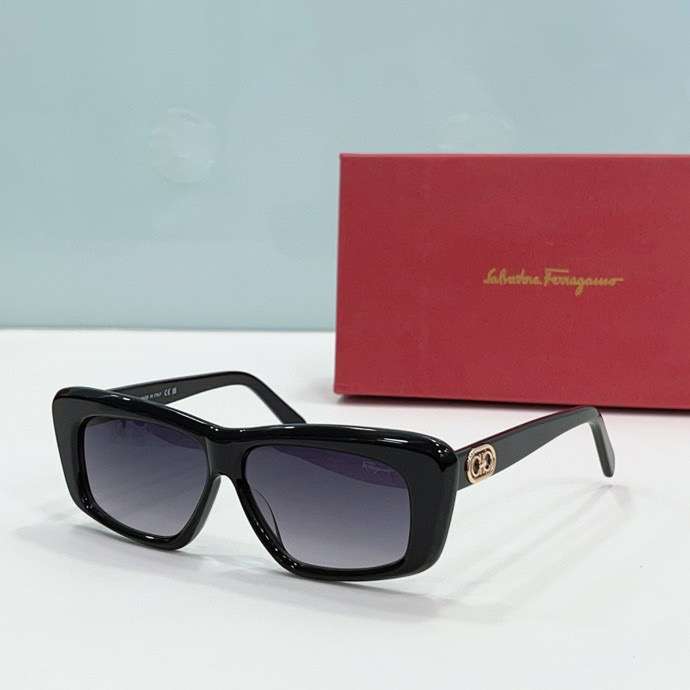 Picture of Ferragamo Sunglasses _SKUfw49433213fw